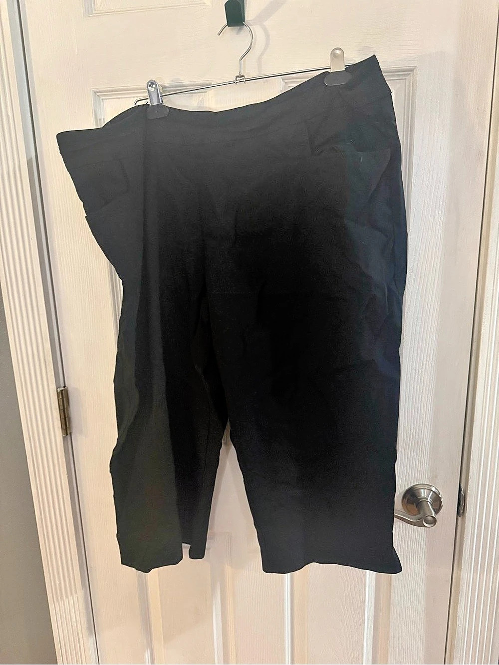 terra & sky Women's Black Capri Pants Size 2X Like New